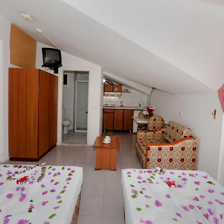 Aparthotel Rosy