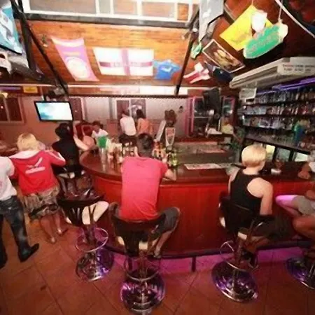 Rosy Aparthotel 3*