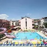 Rosy Aparthotel 3*