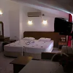 Rosy Marmaris