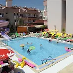 Rosy Marmaris
