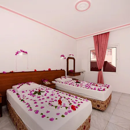 Apart-hotel Rosy 2*