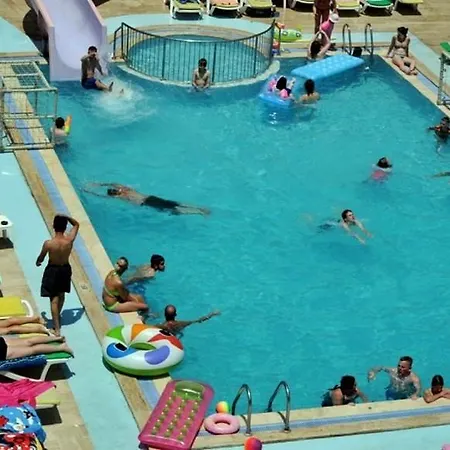 Rosy Apart-hotel 2*
