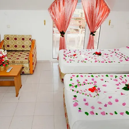 Rosy Apart-hotel