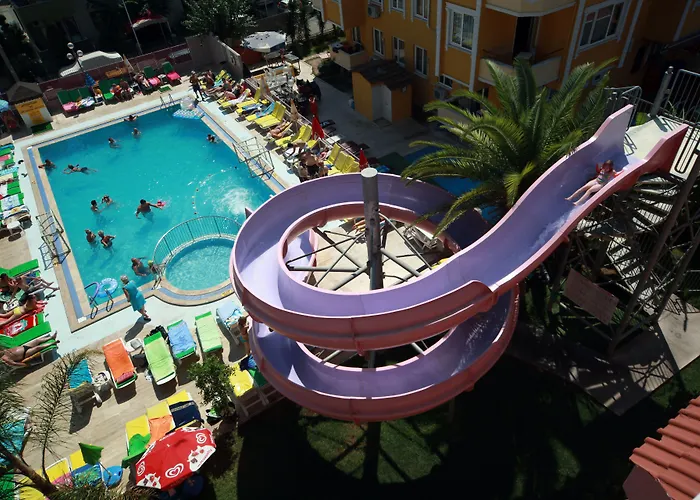 Rosy Lägenhetshotell 3*