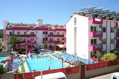 Apart Otel Rosy 3*