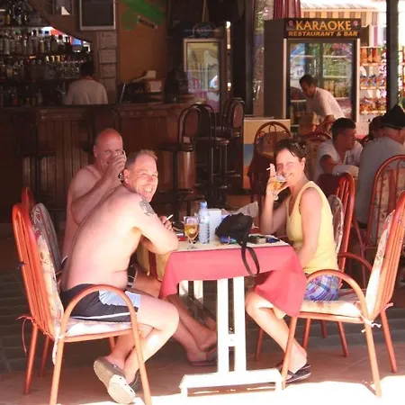 Rosy 아파트호텔