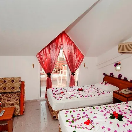 Rosy Apartahotel Marmaris