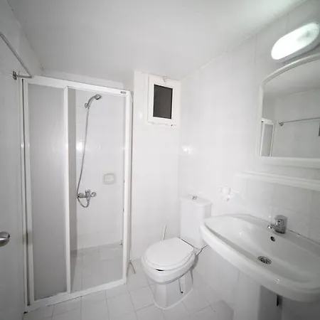 Rosy 아파트호텔 말마리스